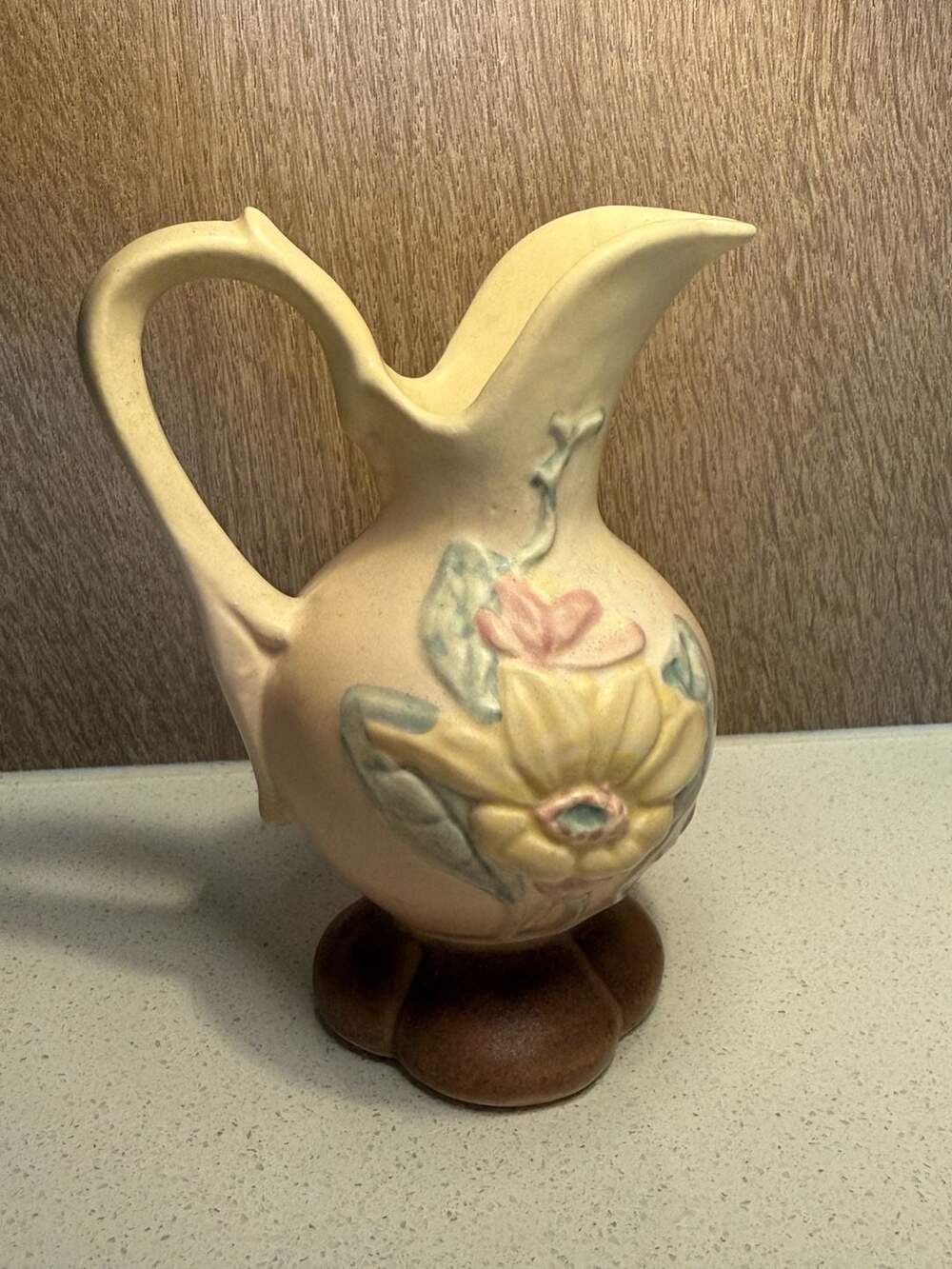 Vintage Hull Art Pottery Magnolia Pattern #14 Ewer Vase